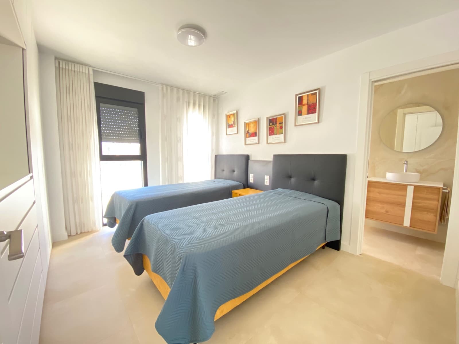 6 bedroom Villa for sale in El Campello with pool garage - € 1,349,000 (Ref: 9579977)