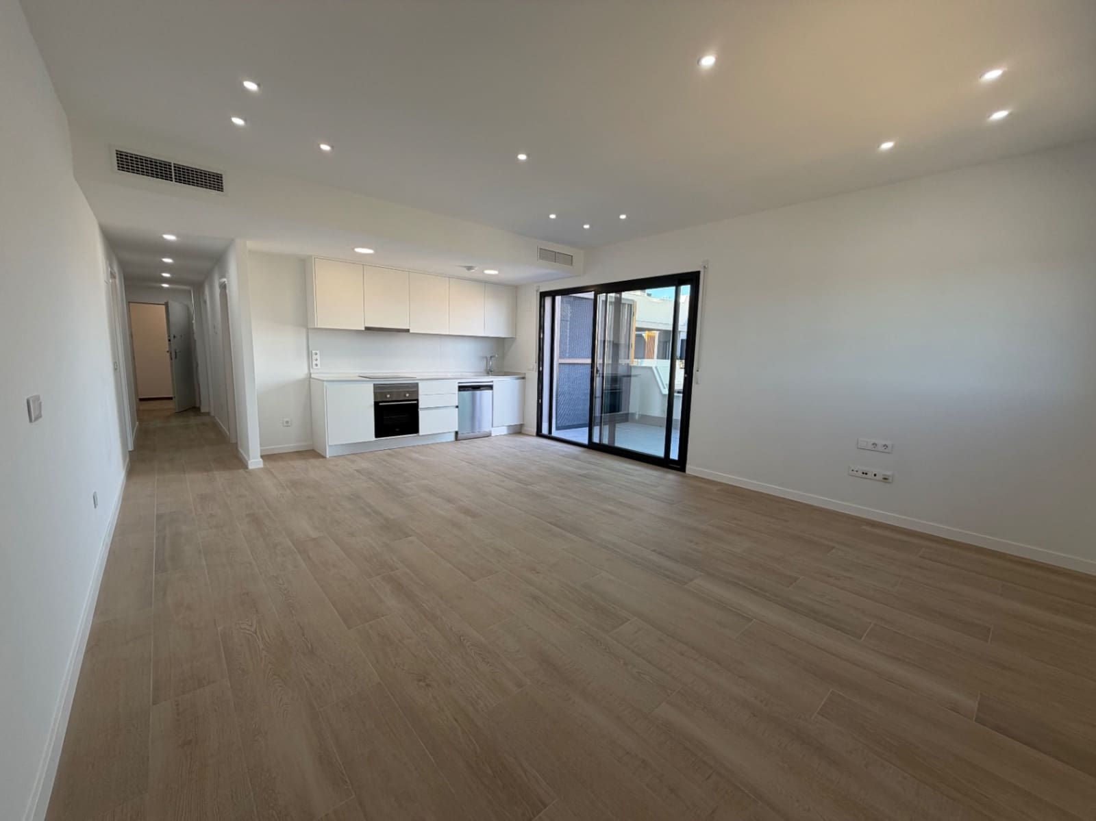 3 soverom Leilighet til leie i San Juan de Alicante / Sant Joan d'Alacant med svømmebasseng garasje - € 2 000 (Ref: 9579978)