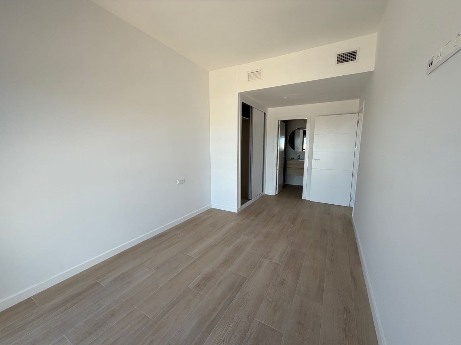 3 soverom Leilighet til leie i San Juan de Alicante / Sant Joan d'Alacant med svømmebasseng garasje - € 2 000 (Ref: 9579978)