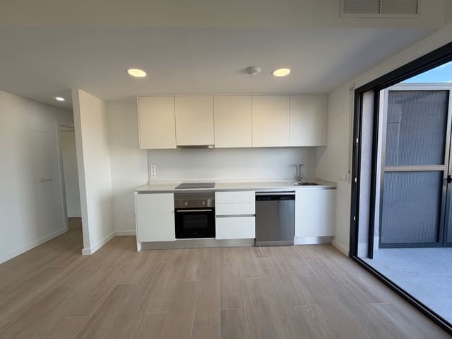 3 slaapkamer Appartement te huur in San Juan de Alicante / Sant Joan d'Alacant met zwembad garage - € 2.000 (Ref: 9579978)