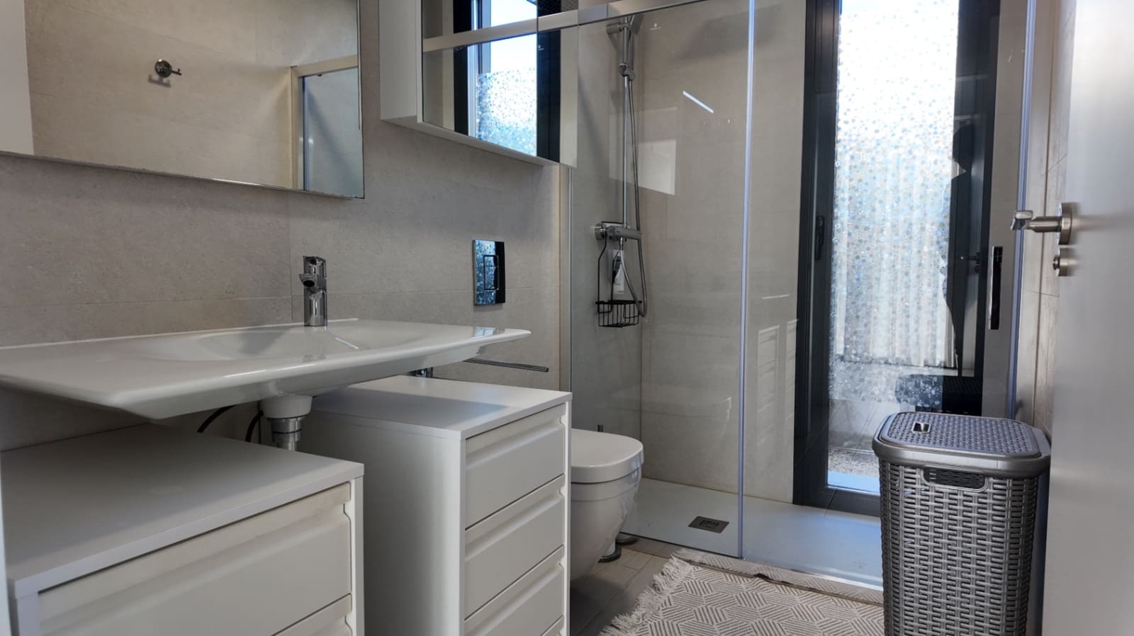 3 makuuhuone Huvila myytävänä paikassa Polop mukana uima-altaan 
autotalli - 585 000 € (Ref: 9589324)