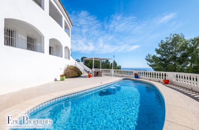 4 soveværelse Villa til salg i Alfaz del Pi / L'Alfàs del Pi med swimmingpool garage - € 1.350.000 (Ref: 9603282)