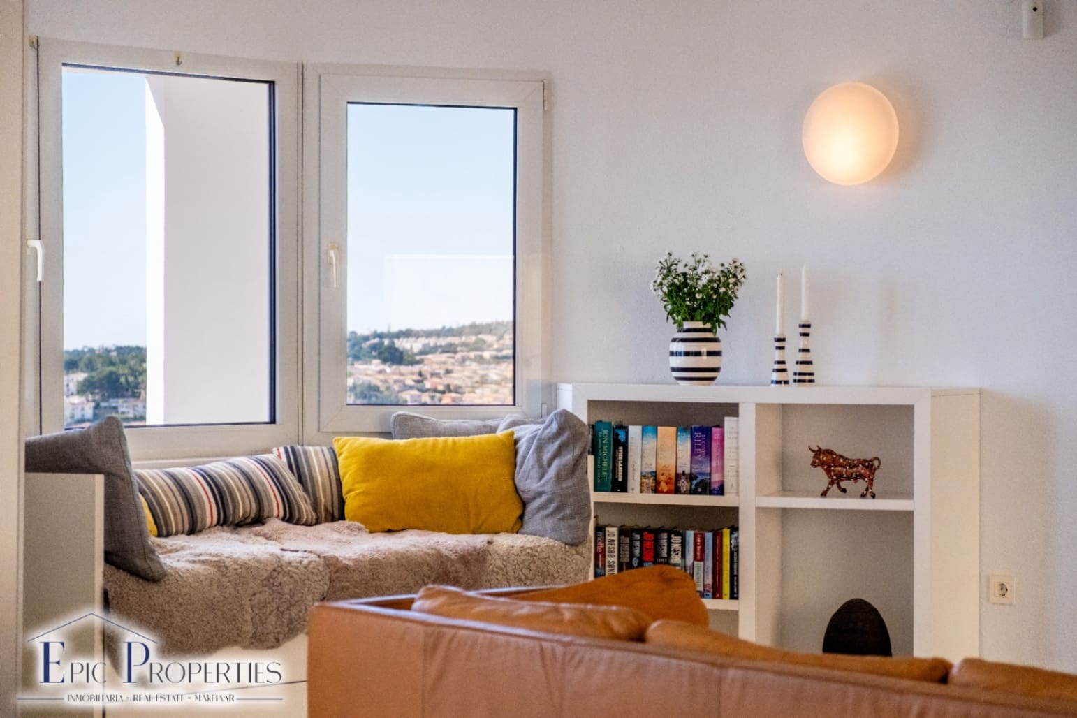 4 sovrum Villa till salu i Alfaz del Pi / L'Alfas del Pi med pool - 1 350 000 € (Ref: 9603282)