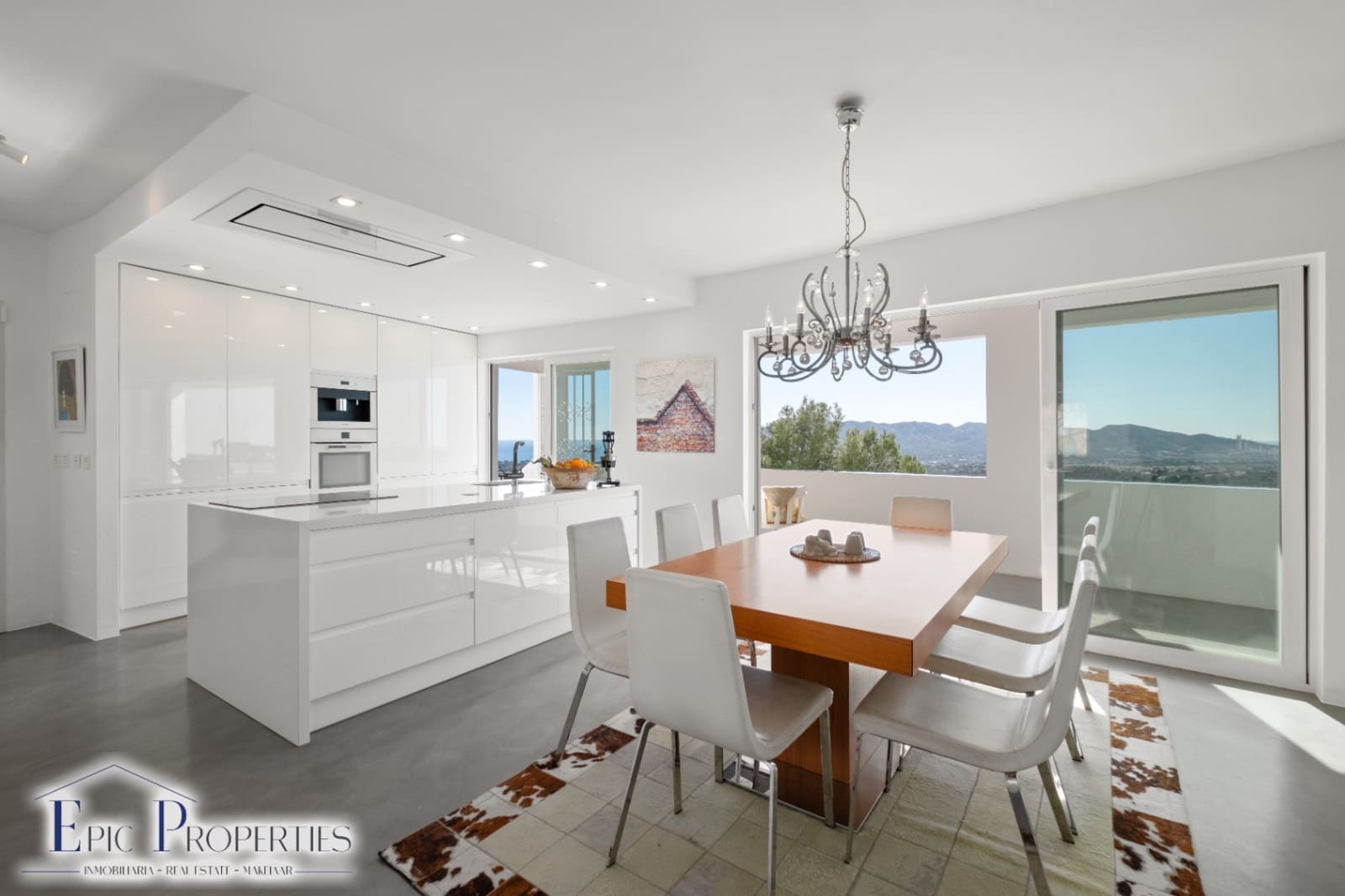 4 sovrum Villa till salu i Alfaz del Pi / L'Alfas del Pi med pool - 1 350 000 € (Ref: 9603282)