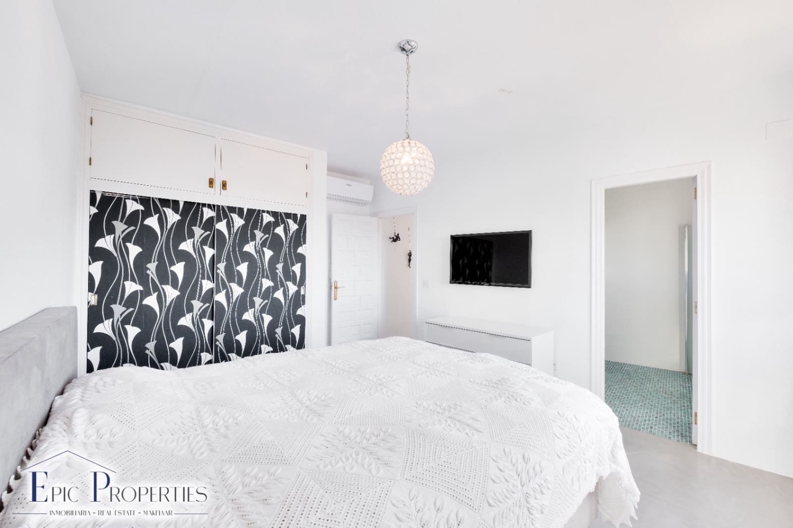 4 sovrum Villa till salu i Alfaz del Pi / L'Alfas del Pi med pool - 1 350 000 € (Ref: 9603282)