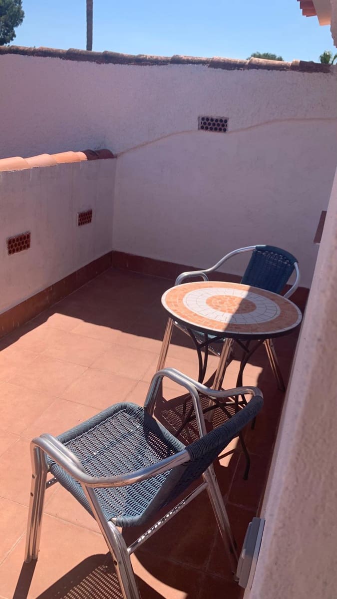 Estúdio para arrendar em Albir - 700 € (Ref: 9606783)