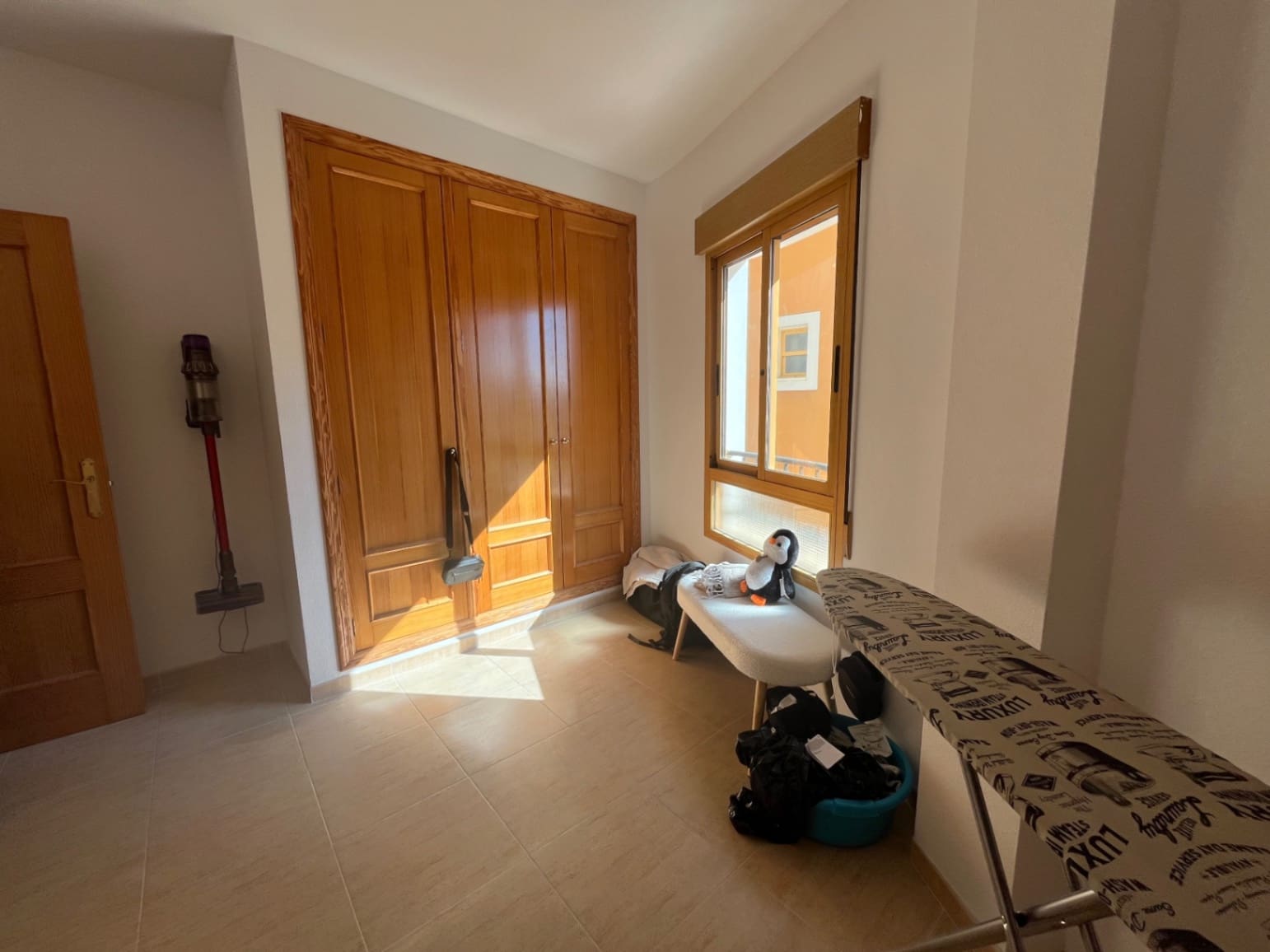 3 makuuhuone Huoneisto vuokrattavana paikassa Polop - 950 € (Ref: 9629209)