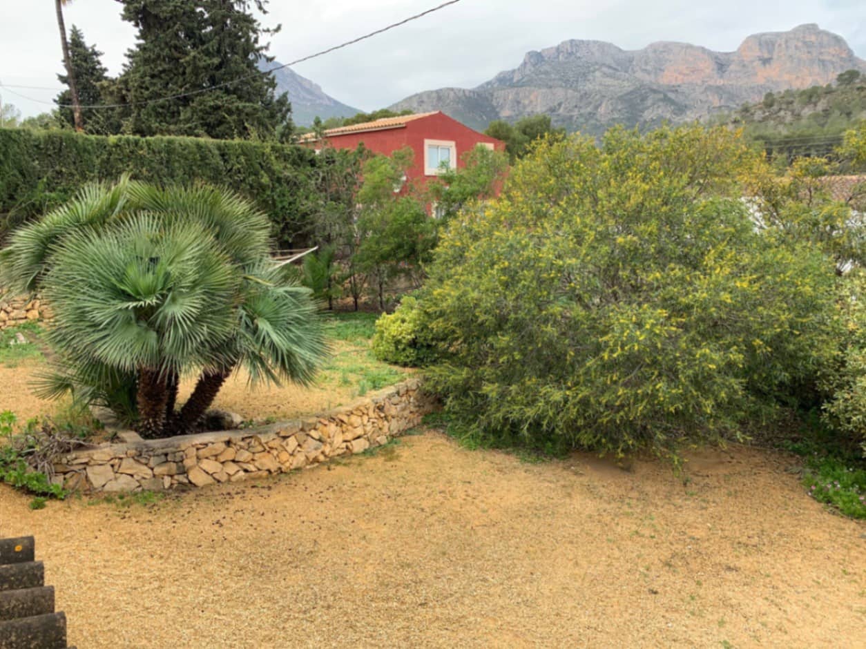 2 bedroom Villa for sale in La Nucia with pool - € 370,000 (Ref: 9665250)