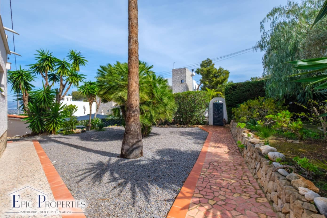 3 soveværelse Villa til salg i Albir med swimmingpool garage - € 729.000 (Ref: 9687456)