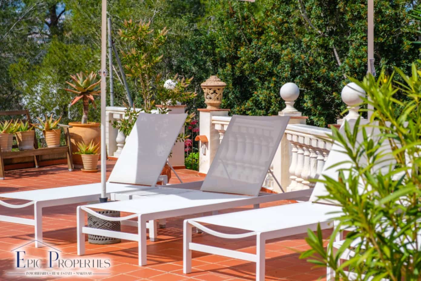 3 soveværelse Villa til salg i Albir med swimmingpool garage - € 729.000 (Ref: 9687456)