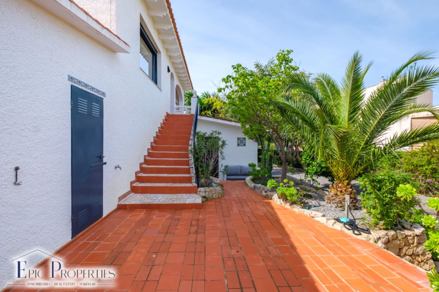 3 soveværelse Villa til salg i Albir med swimmingpool garage - € 729.000 (Ref: 9687456)