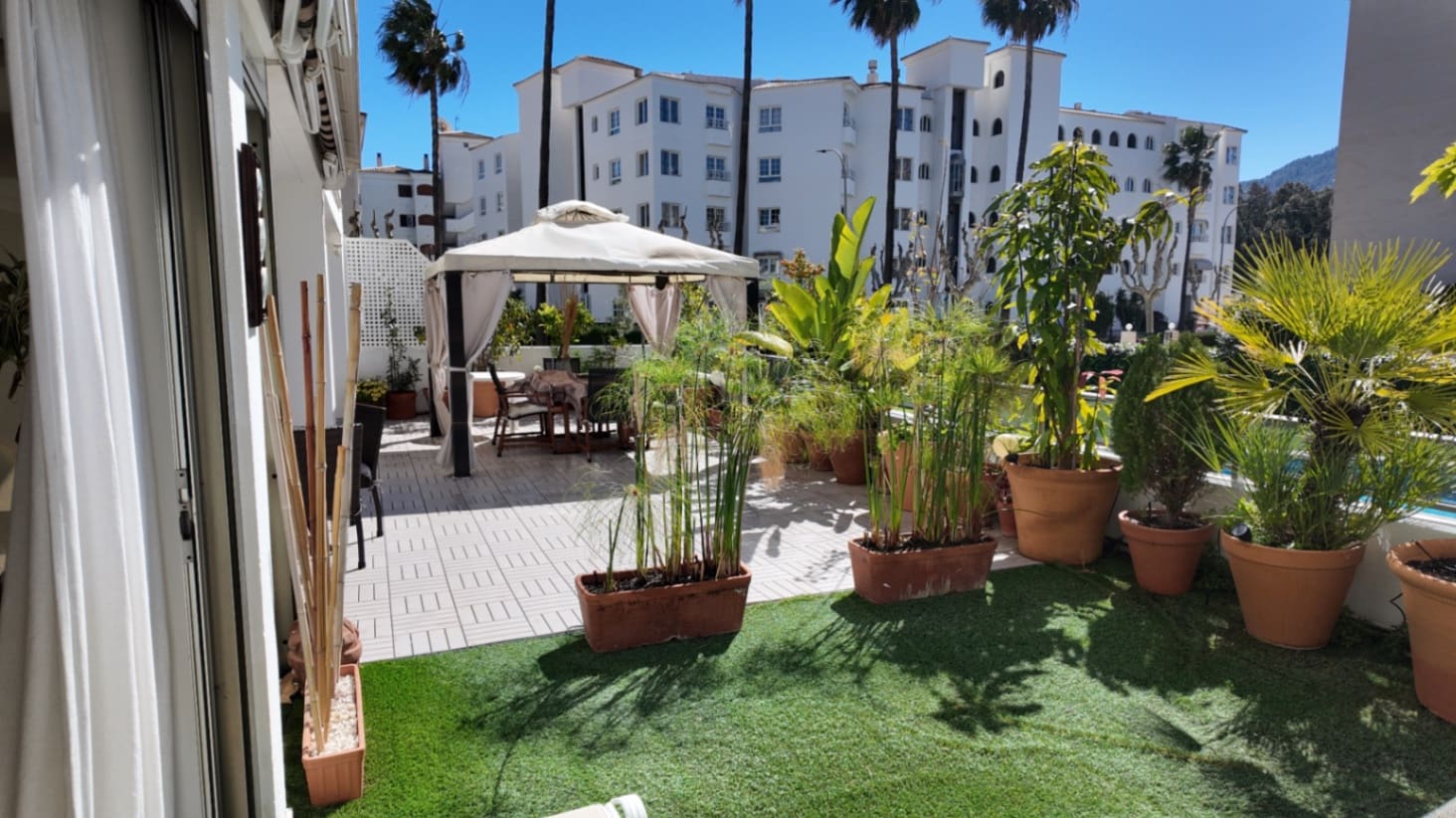 2 soveværelse Lejlighed til salg i Albir med swimmingpool garage - € 520.000 (Ref: 9694001)