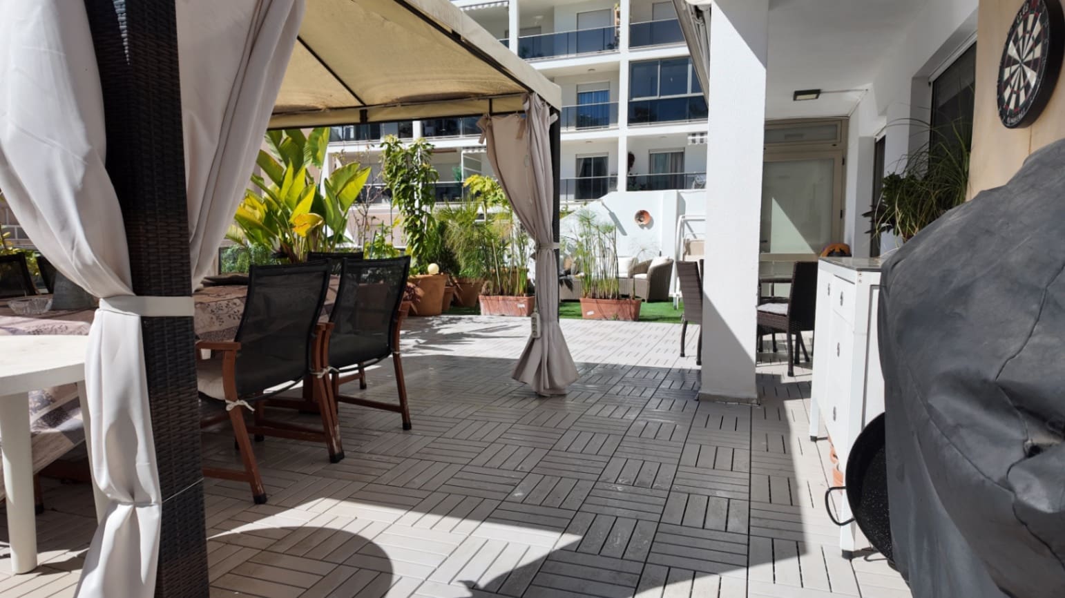 2 soveværelse Lejlighed til salg i Albir med swimmingpool garage - € 520.000 (Ref: 9694001)