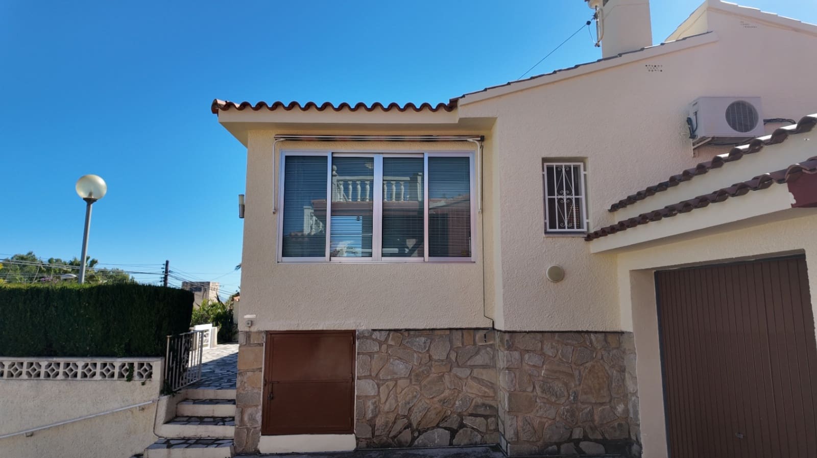 2 quarto Moradia em Banda para venda em La Nucia com piscina garagem - 379 000 € (Ref: 9709218)