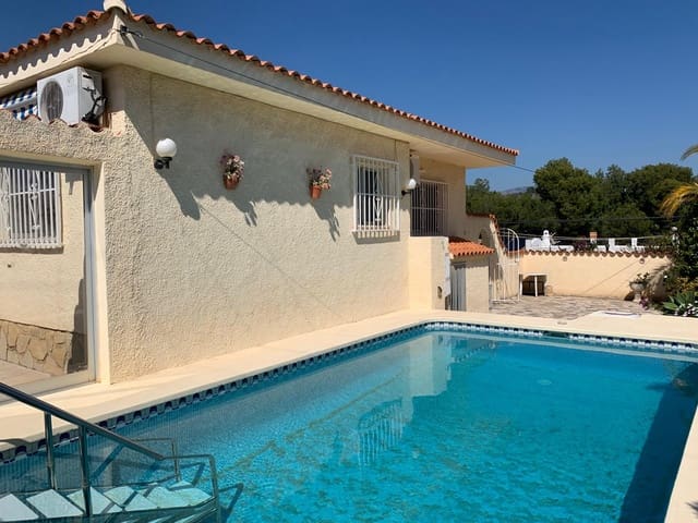 2 soveværelse Rækkehus til salg i La Nucia med swimmingpool garage - € 379.000 (Ref: 9709218)