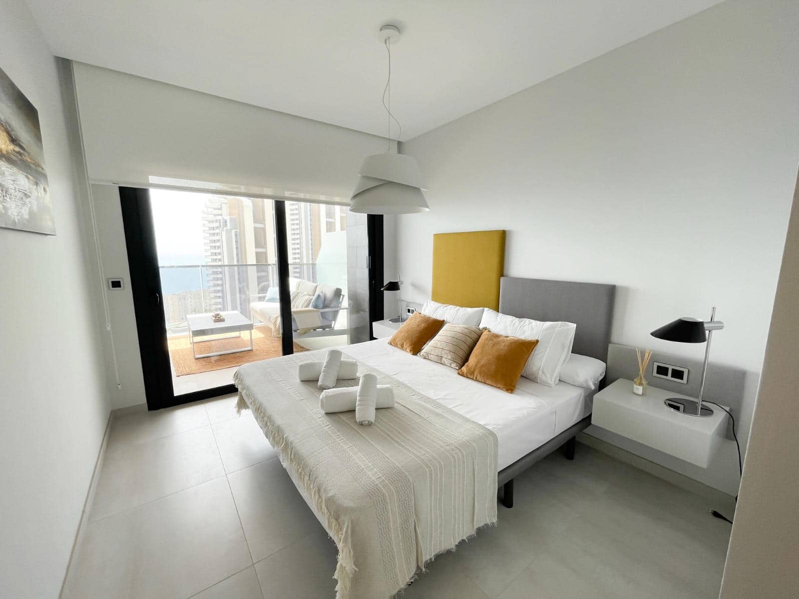 3 bedroom Apartment for sale in Benidorm with pool garage - € 699,000 (Ref: 9709219)