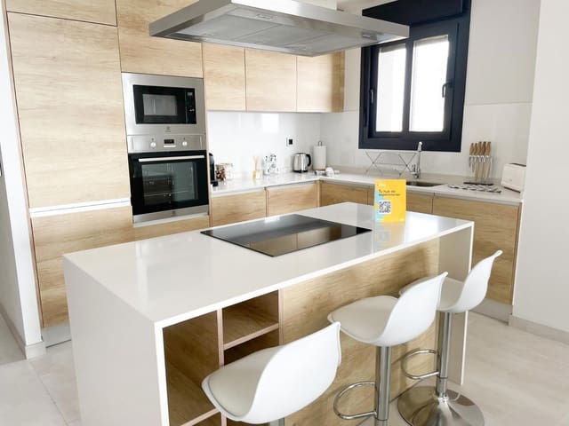 3 sovrum Lägenhet till salu i Benidorm med pool garage - 699 000 € (Ref: 9709219)