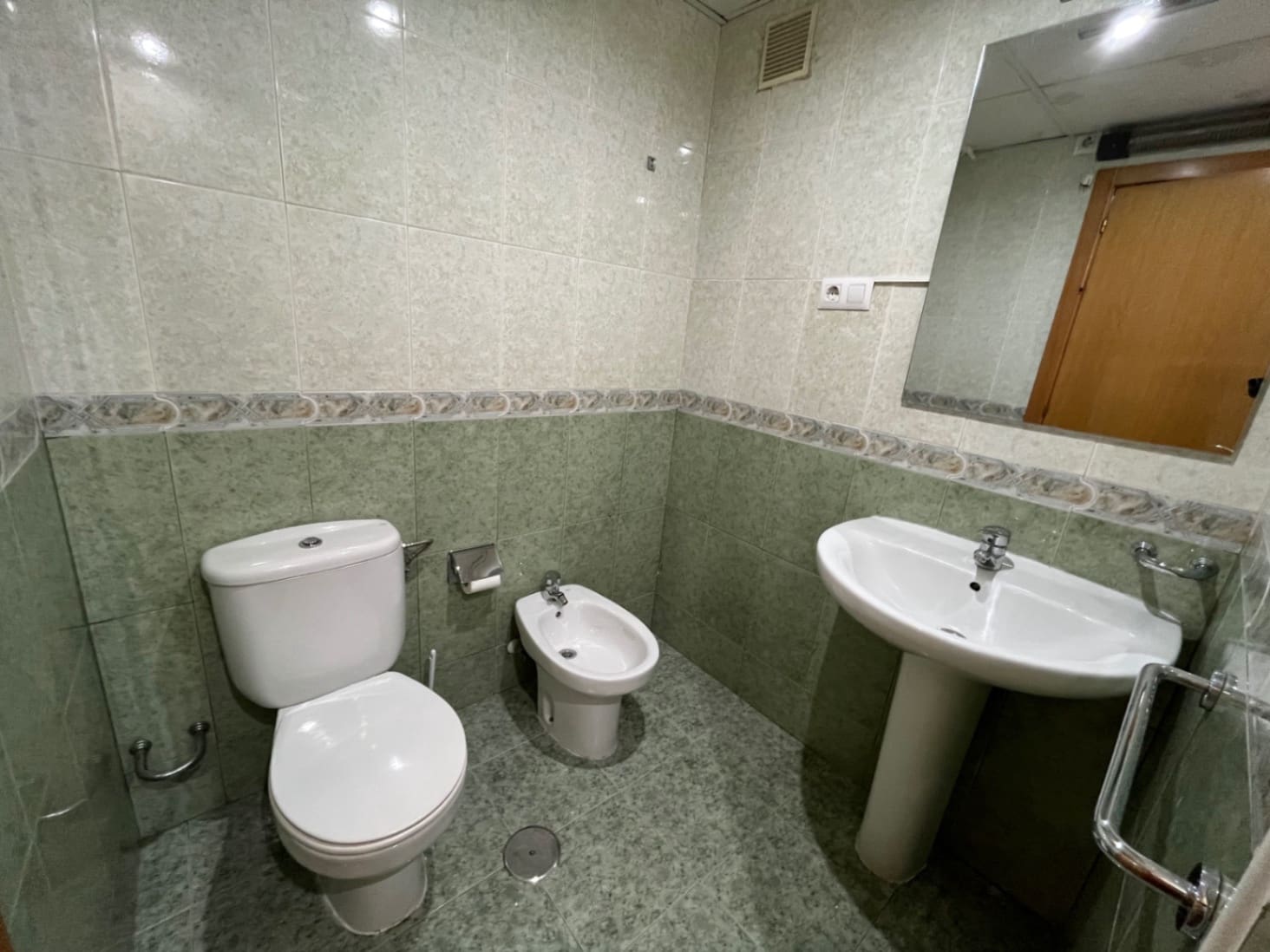 3 bedroom Apartment for rent in Alfaz del Pi / L'Alfas del Pi with garage - € 1,400 (Ref: 9771790)