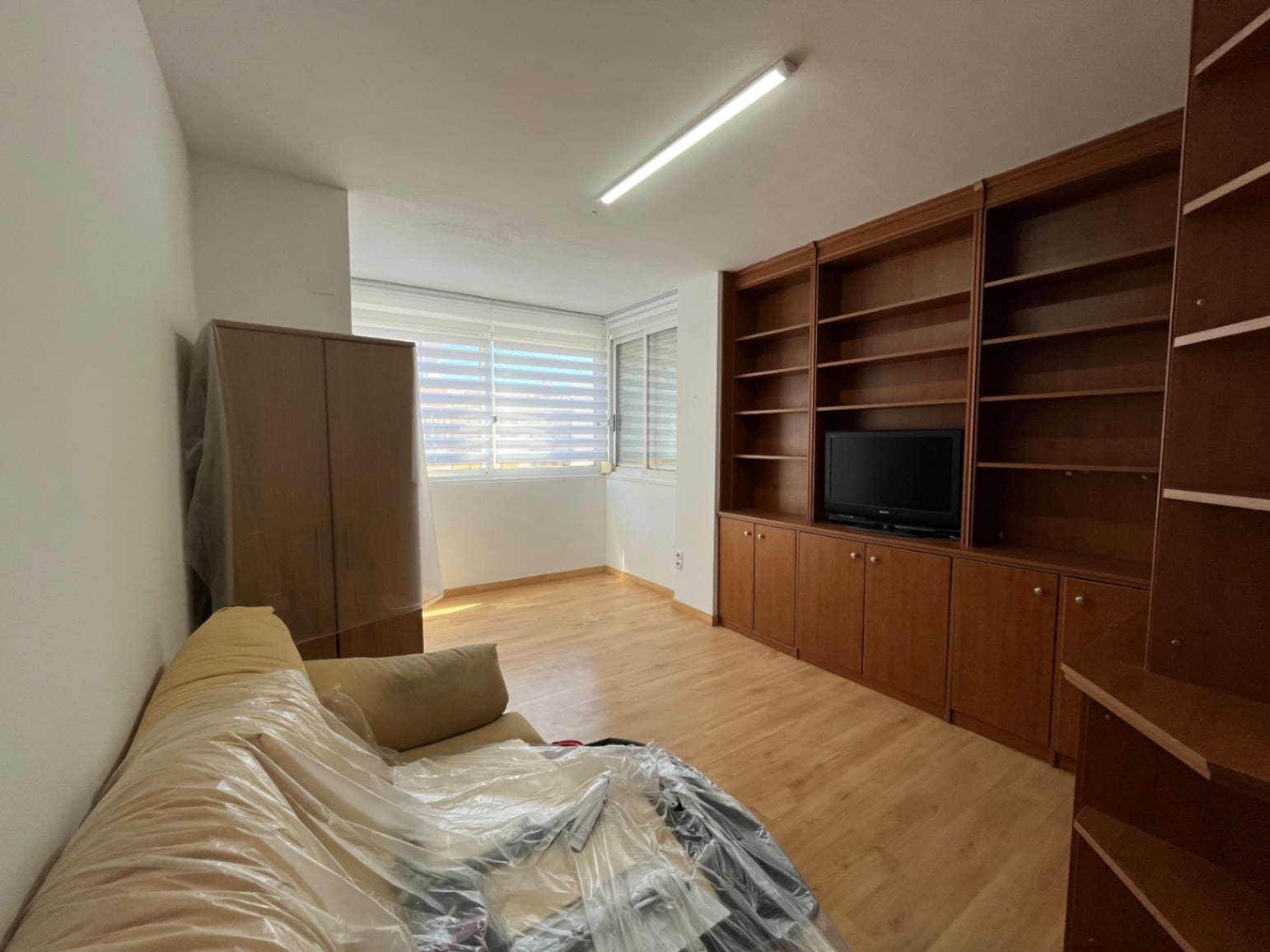 3 bedroom Apartment for rent in Alfaz del Pi / L'Alfas del Pi with garage - € 1,400 (Ref: 9771790)