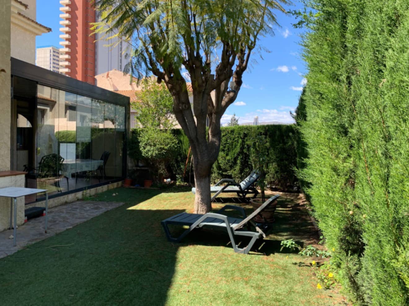 4 soverom Hus til salgs i Benidorm med svømmebasseng garasje - € 485 000 (Ref: 9771908)