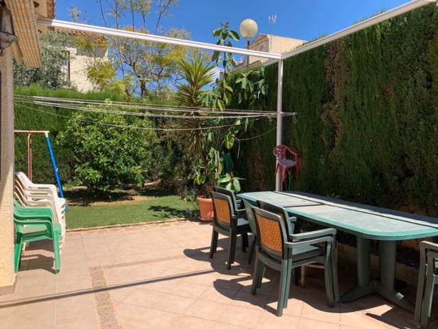 4 slaapkamer Huis te koop in Benidorm met zwembad garage - € 485.000 (Ref: 9771908)