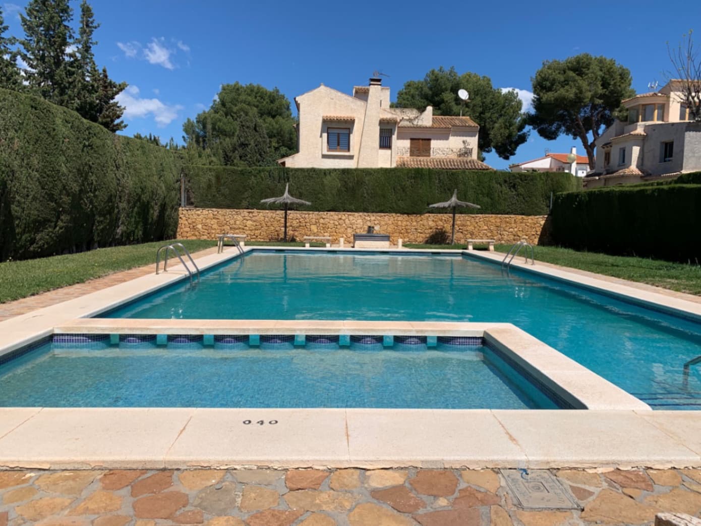 4 soverom Hus til salgs i Benidorm med svømmebasseng garasje - € 485 000 (Ref: 9771908)