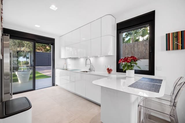 3 chambre Villa/Maison à vendre à Finestrat avec piscine garage - 1 125 000 € (Ref: 9782193)