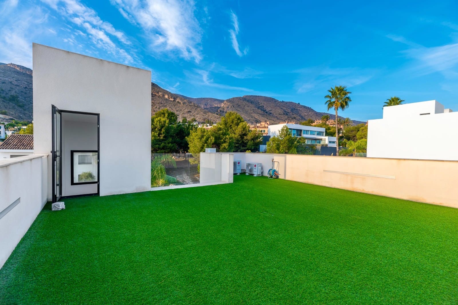 3 chambre Villa/Maison à vendre à Finestrat avec piscine garage - 1 125 000 € (Ref: 9782193)