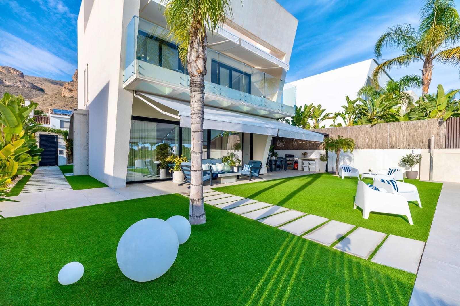 3 chambre Villa/Maison à vendre à Finestrat avec piscine garage - 1 125 000 € (Ref: 9782193)