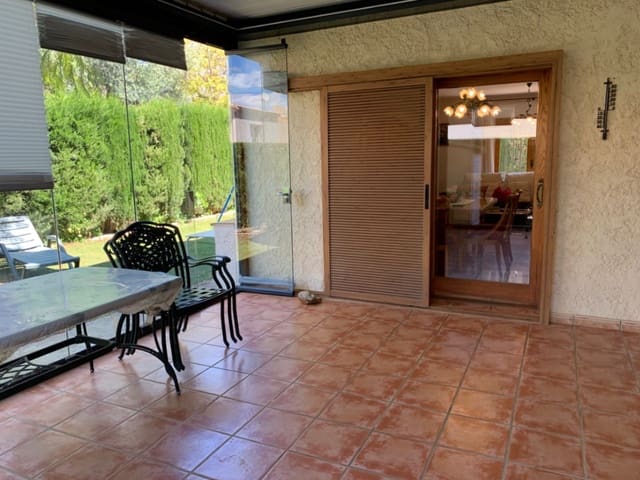 4 bedroom Townhouse for sale in Benidorm with pool garage - € 485,000 (Ref: 9789494)