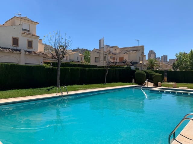 4 bedroom Townhouse for sale in Benidorm with pool garage - € 485,000 (Ref: 9789494)