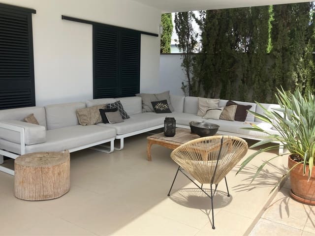 3 soveværelse Villa til salg i Albir, Alfaz del Pi / L'Alfàs del Pi med swimmingpool garage - € 795.000 (Ref: 9838478)