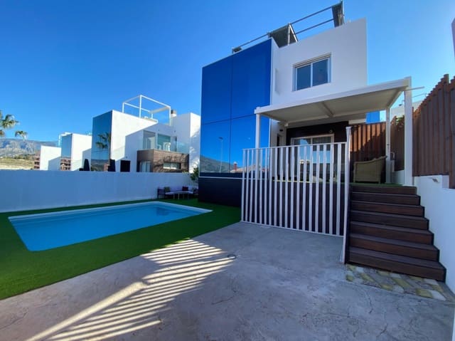 4 soveværelse Villa til salg i Finestrat med swimmingpool garage - € 589.000 (Ref: 9854471)