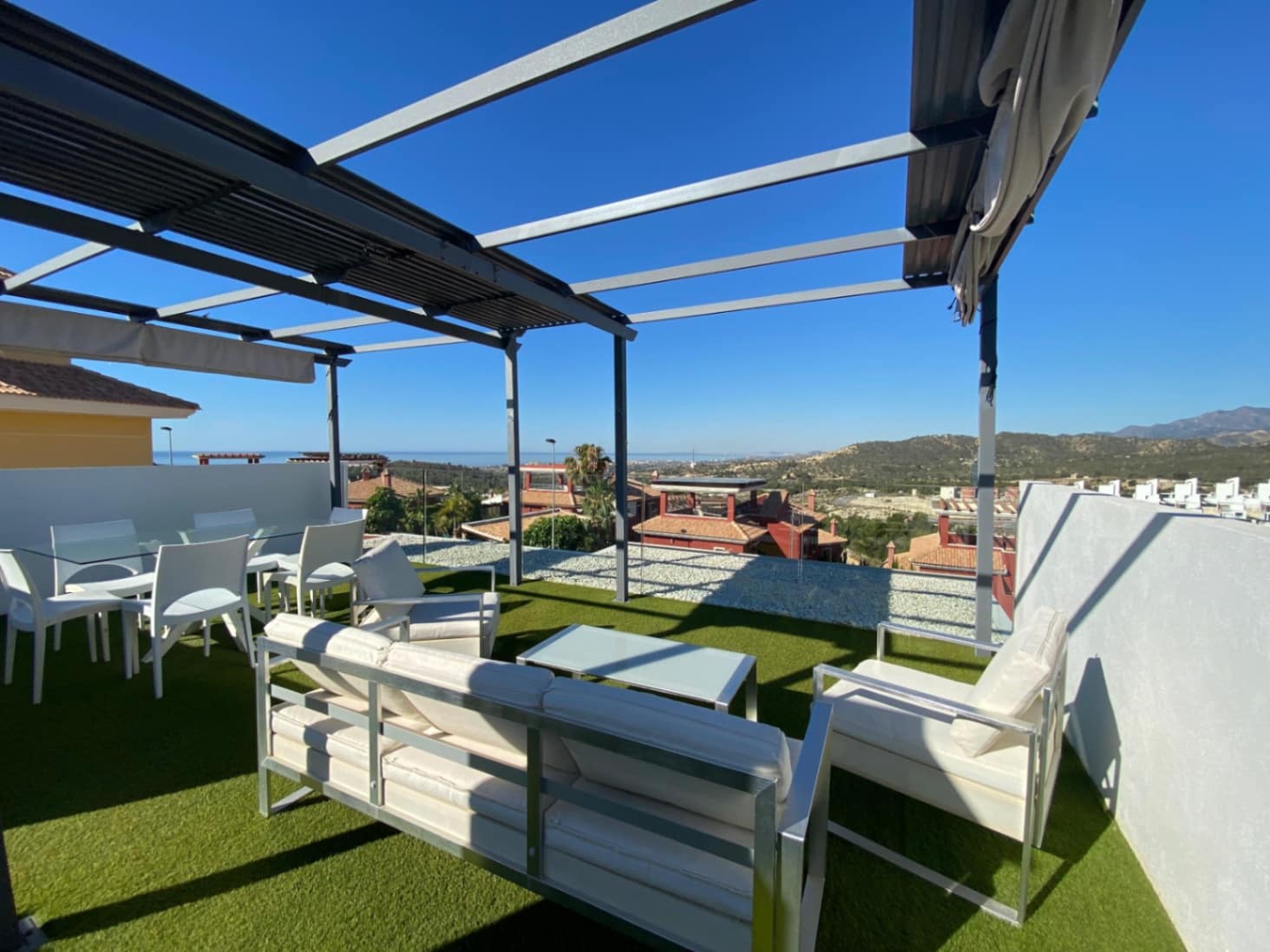 4 bedroom Villa for sale in Finestrat with pool garage - € 589,000 (Ref: 9854471)