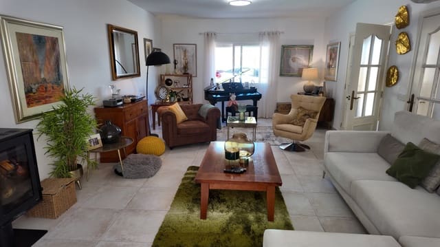 Casa de 4 habitaciones en Albir, Alfaz del Pi / L'Alfàs del Pi en venta con piscina garaje - 599.000 € (Ref: 9854472)