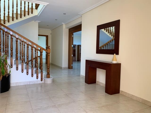 6 quarto Moradia para venda em Altea com piscina garagem - 1 800 000 € (Ref: 9874316)