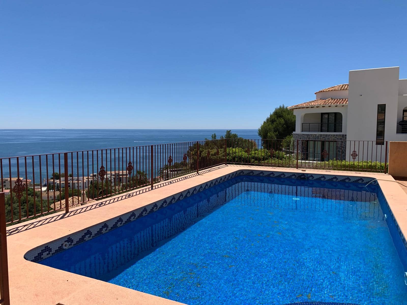 6 quarto Moradia para venda em Altea com piscina garagem - 1 800 000 € (Ref: 9874316)