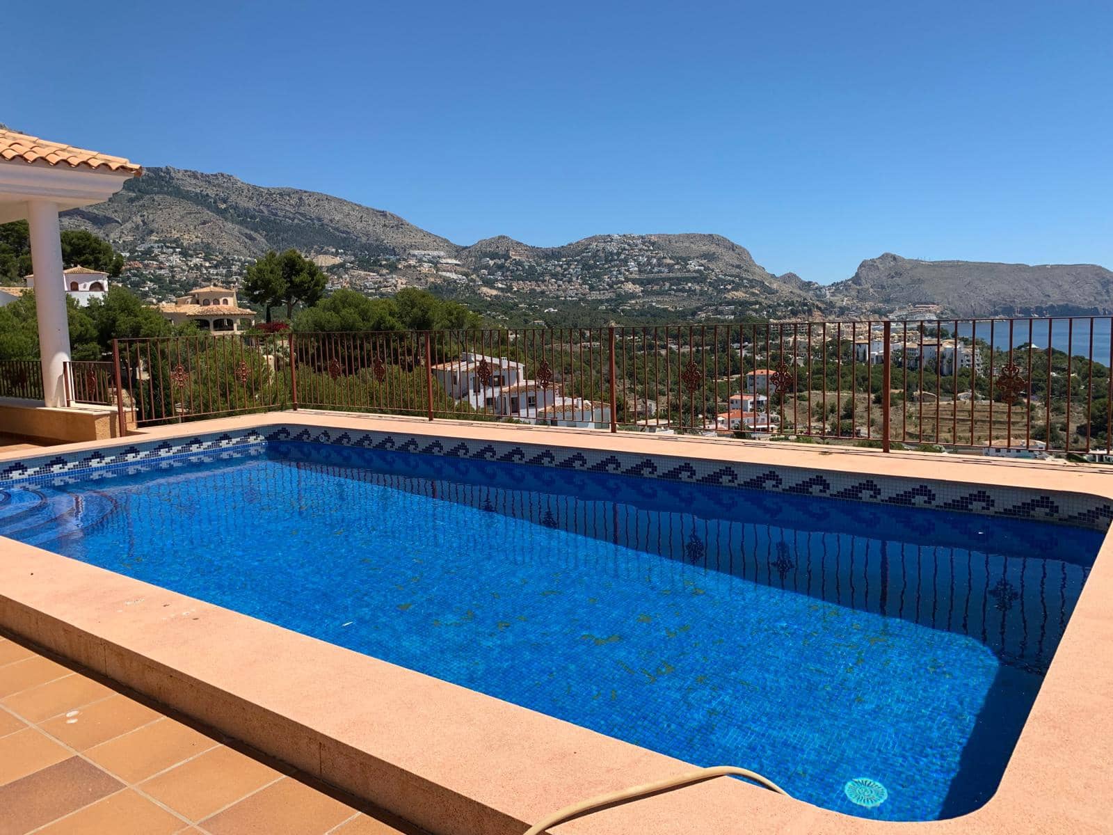 6 quarto Moradia para venda em Altea com piscina garagem - 1 800 000 € (Ref: 9874316)