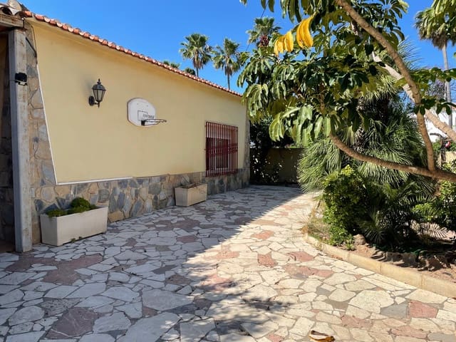 5 chambre Villa/Maison à vendre à Albir, Alfaz del Pi / L'Alfàs del Pi avec piscine garage - 635 000 € (Ref: 9879588)