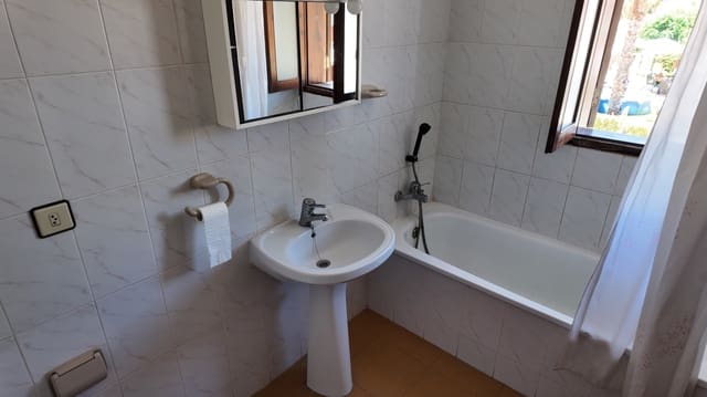 2 slaapkamer Appartement te koop in Alfaz del Pi / L'Alfàs del Pi met garage - € 185.000 (Ref: 9905234)