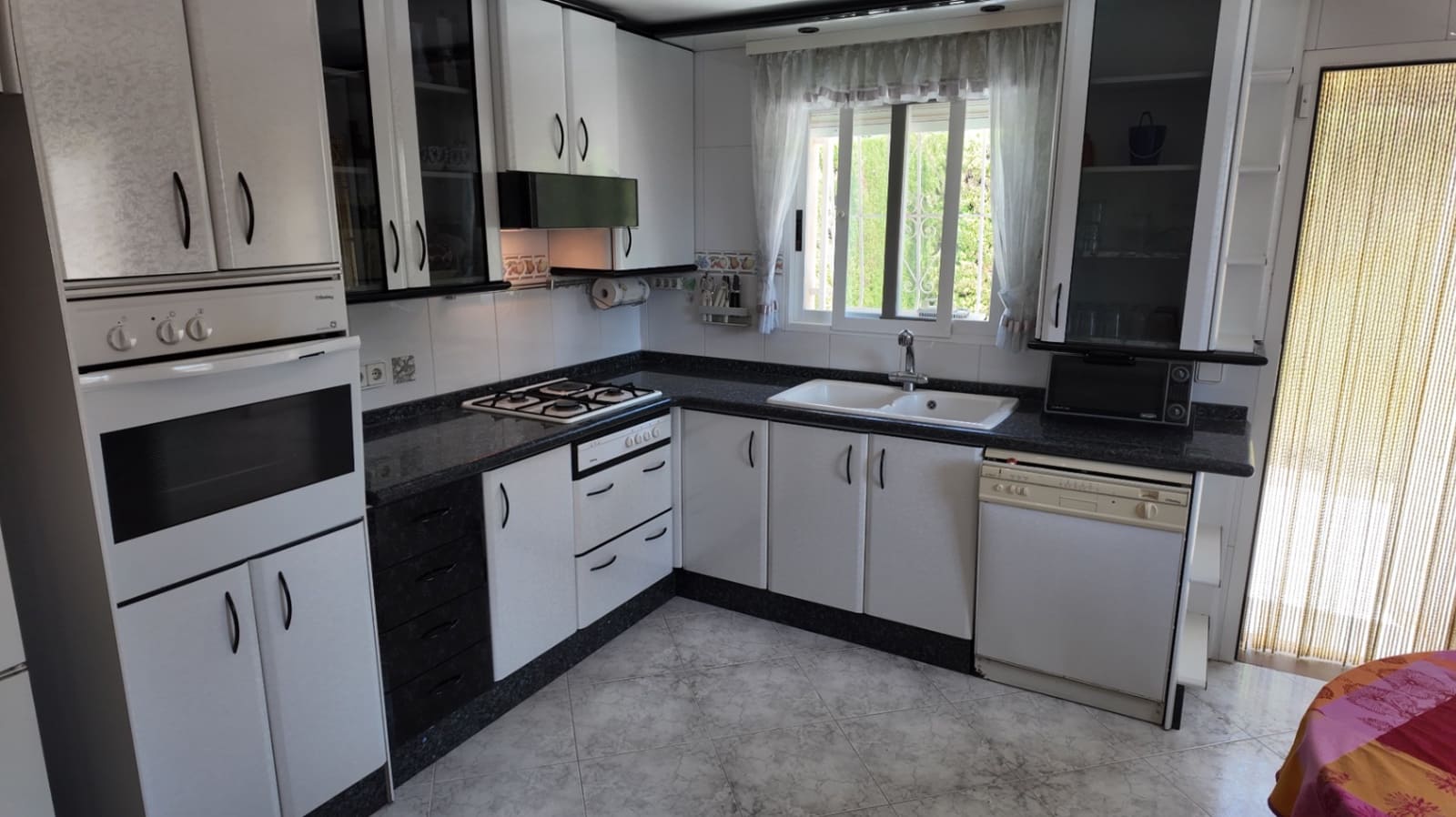 3 soverom Villa til salgs i La Nucia med svømmebasseng garasje - € 575 000 (Ref: 9914022)