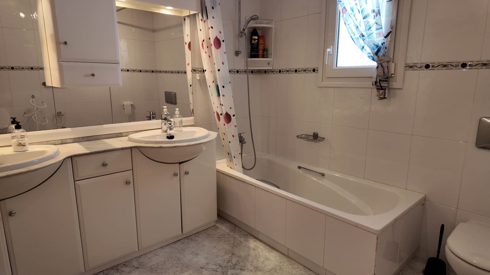 3 soverom Villa til salgs i La Nucia med svømmebasseng garasje - € 575 000 (Ref: 9914022)