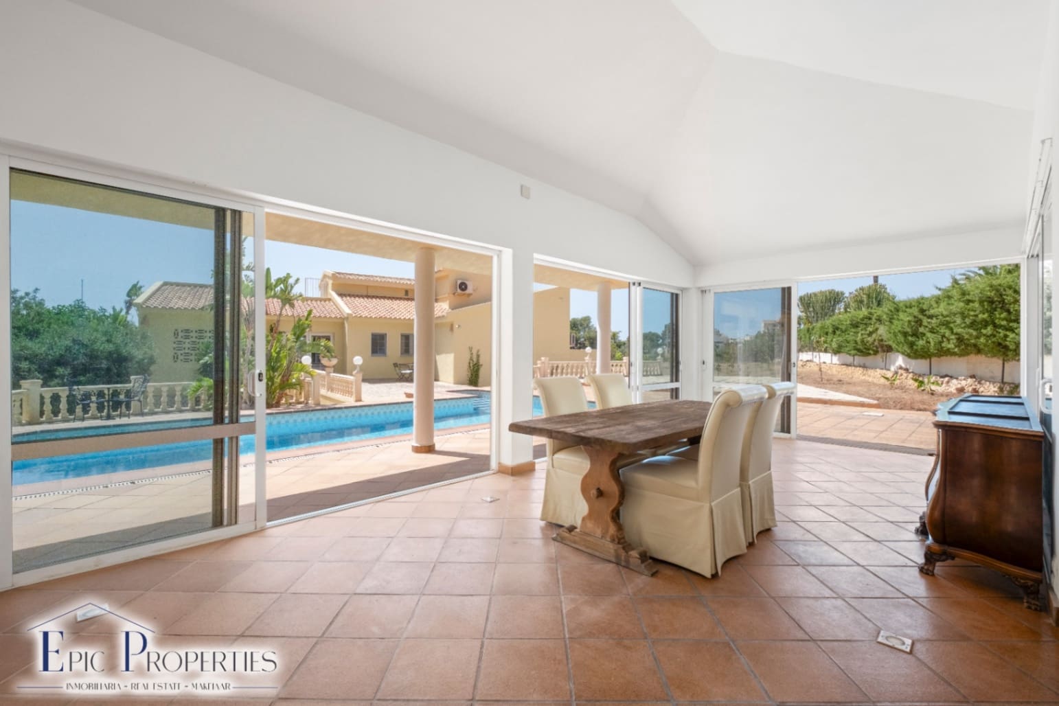 6 sovrum Villa till salu i La Nucia med pool garage - 899 000 € (Ref: 9927776)