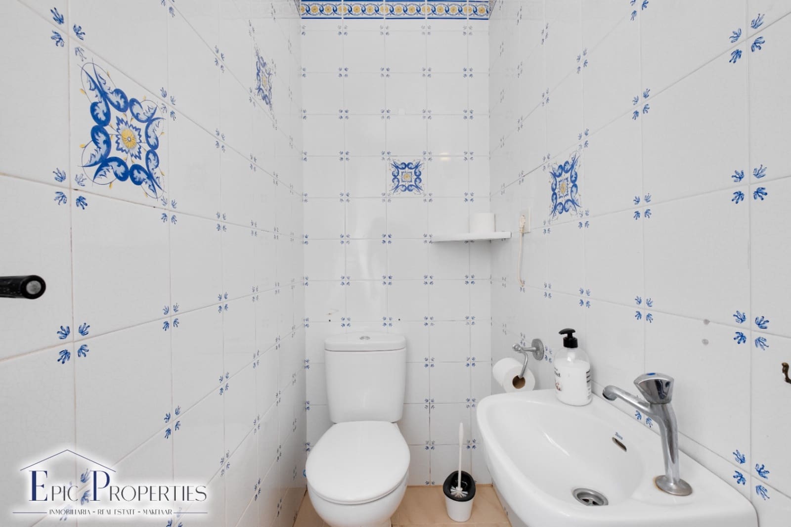 6 sovrum Villa till salu i La Nucia med pool garage - 899 000 € (Ref: 9927776)