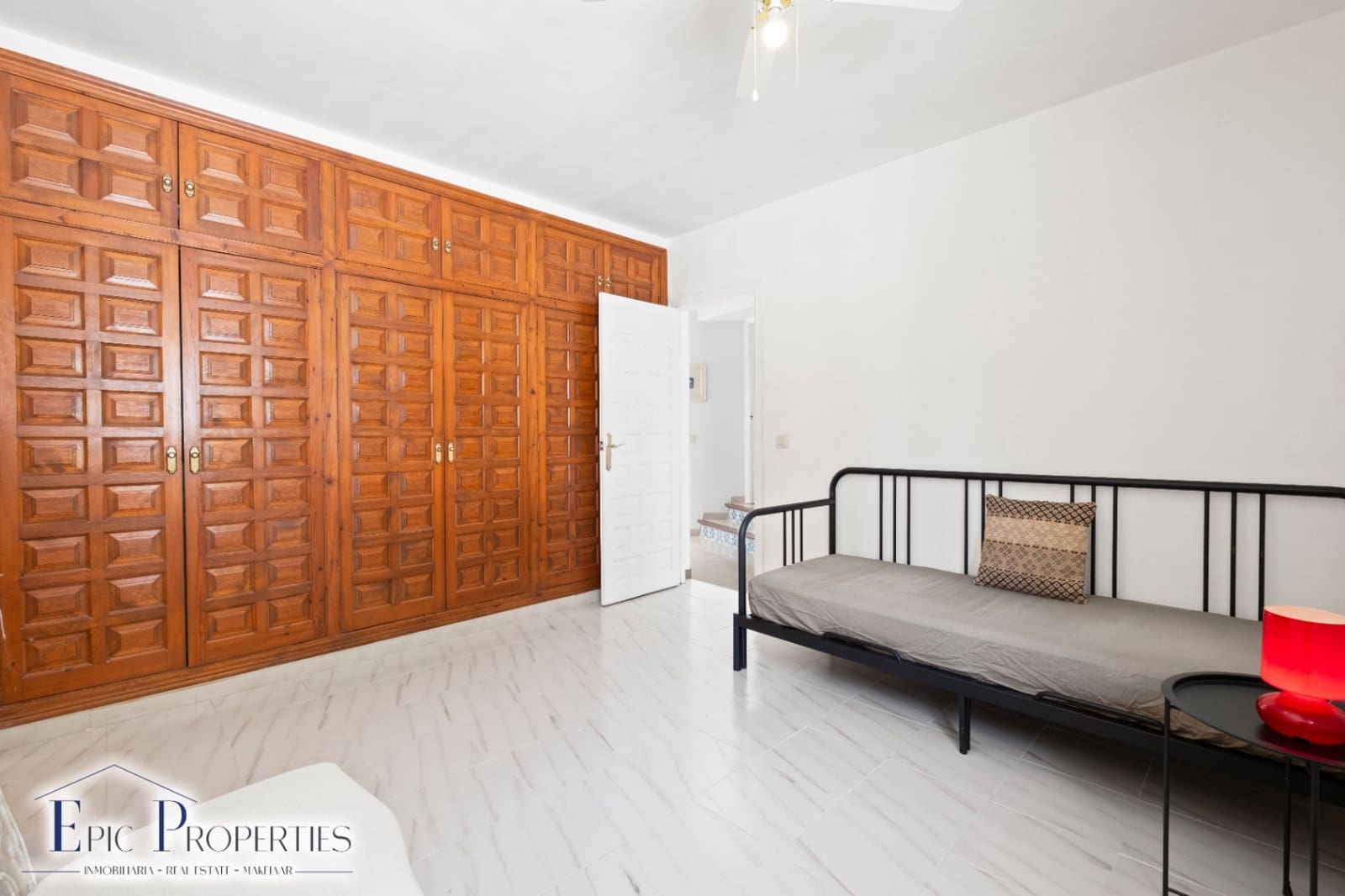 6 sovrum Villa till salu i La Nucia med pool garage - 899 000 € (Ref: 9927776)
