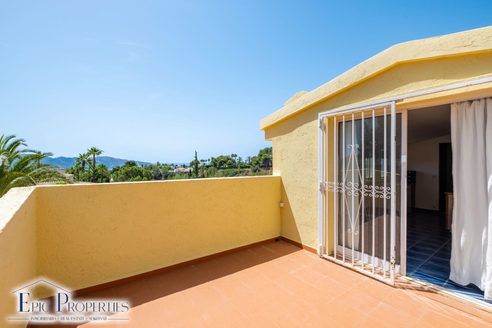 6 sovrum Villa till salu i La Nucia med pool garage - 899 000 € (Ref: 9927776)