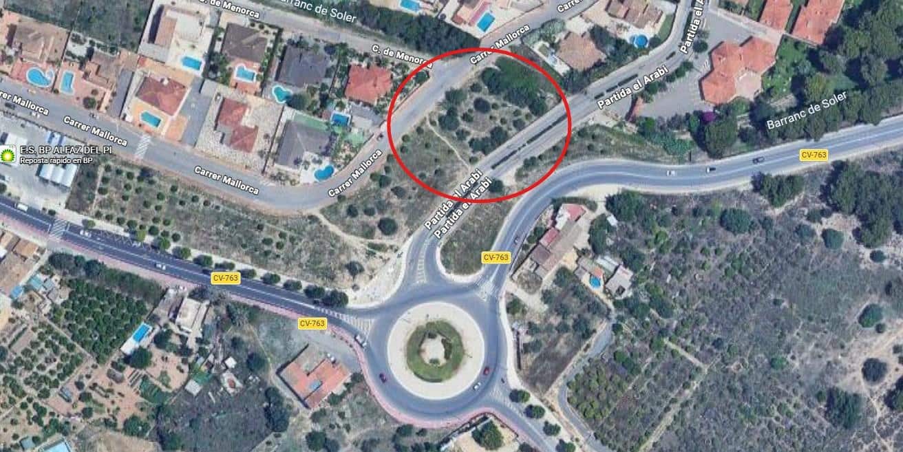 Building Plot for sale in Alfaz del Pi / L'Alfas del Pi - € 185,000 (Ref: 9927779)