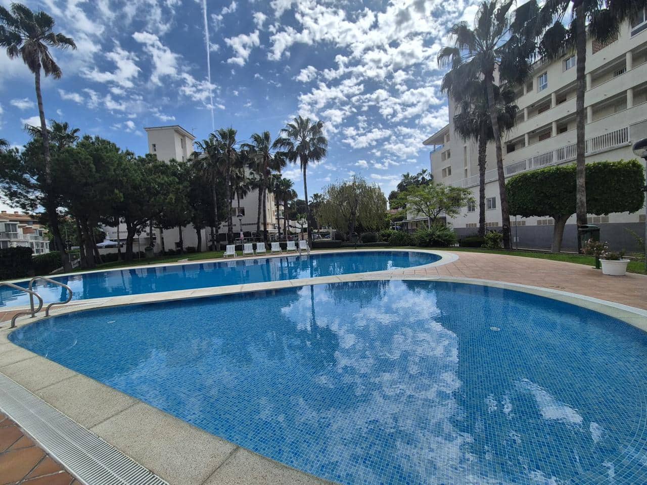 2 slaapkamer Appartement te koop in Albir met zwembad garage - € 399.000 (Ref: 9927780)