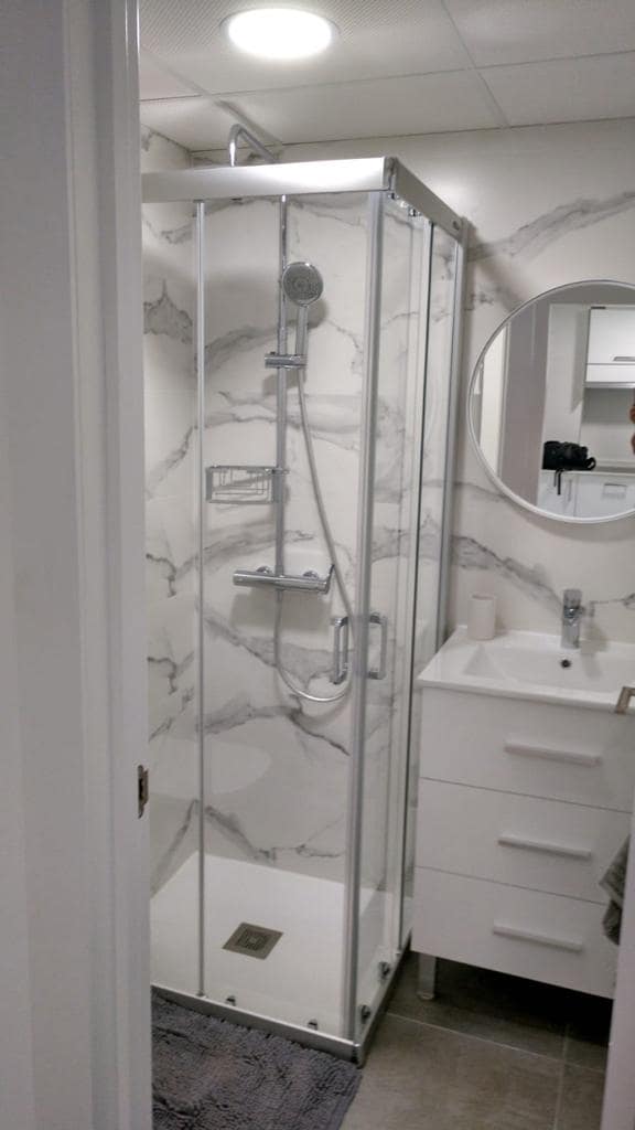 2 soveværelse Penthouse til leje i Albir med swimmingpool garage - € 1.650 (Ref: 9928391)
