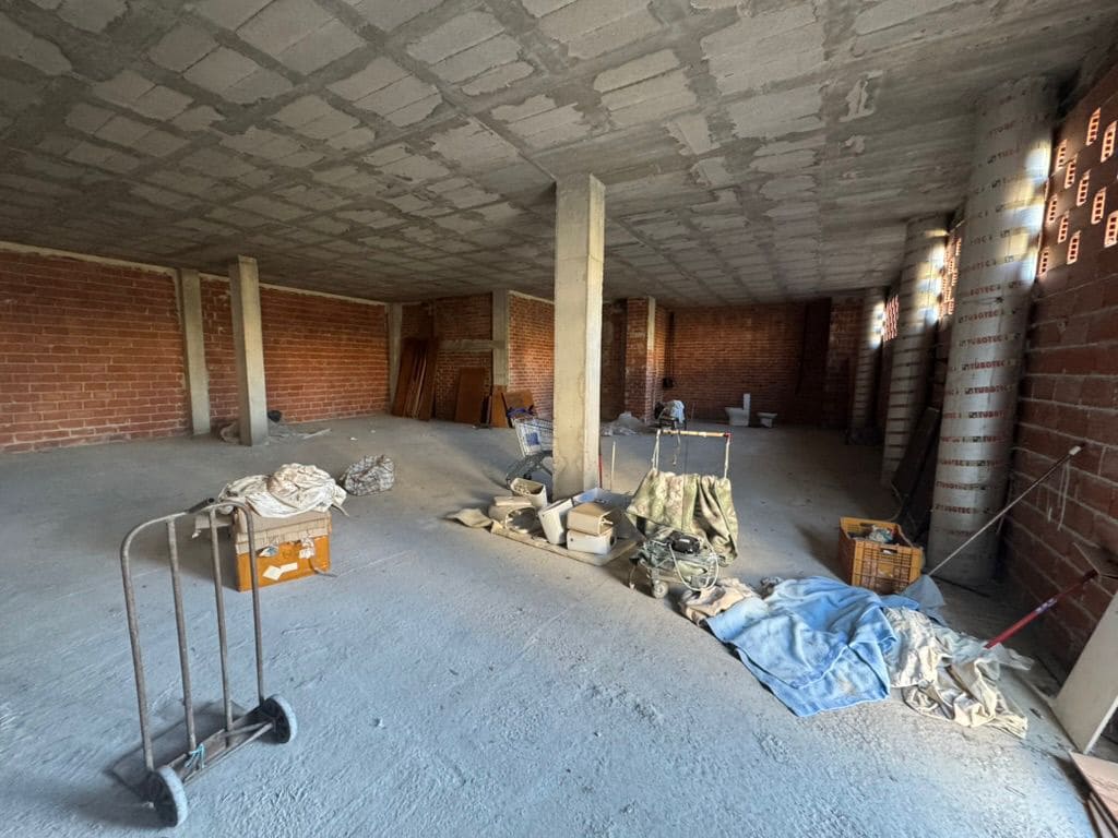 Commercieel te koop in Alfaz del Pi / L'Alfas del Pi - € 250.000 (Ref: 9944897)